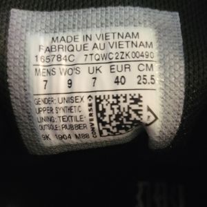 Converse glitter sneakers 9 Woman's 7 Mens with box